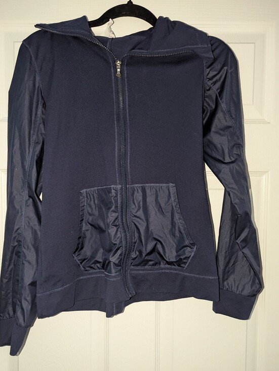 Under Armour Jackets & Blazers - Under Armour Women’s Small Navy Full Zip Hoodie Jacket Mixed Media Nylon Sleeves